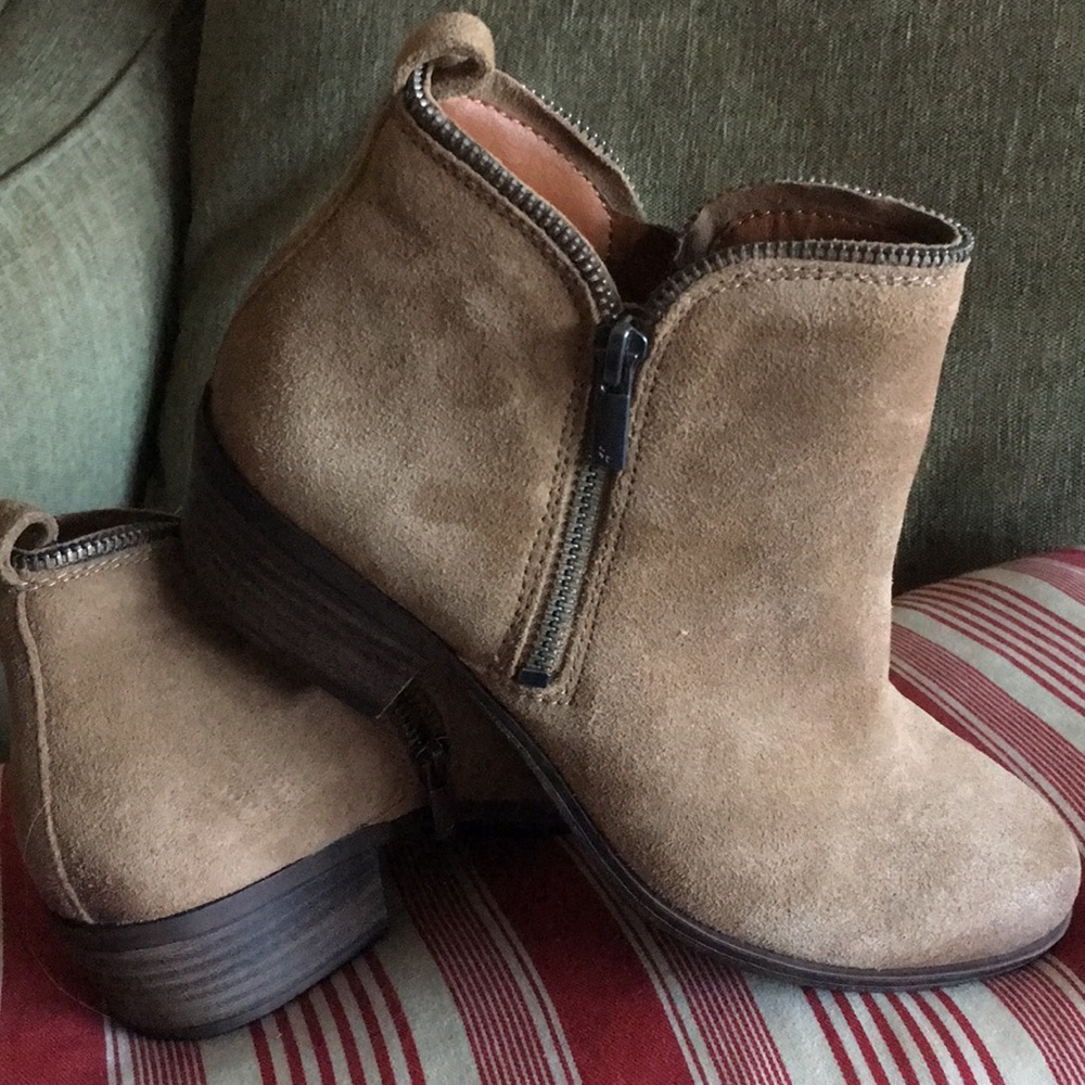 Women’s suede booties (never worn)